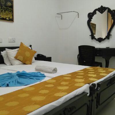 Beverly Hills Hotel Dehiwala-Mont Lavinia Extérieur photo