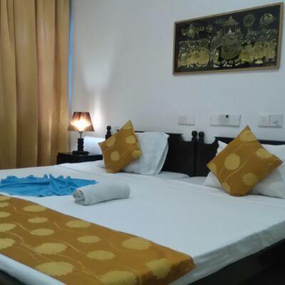 Beverly Hills Hotel Dehiwala-Mont Lavinia Extérieur photo