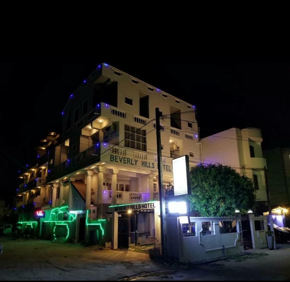 Beverly Hills Hotel Dehiwala-Mont Lavinia Extérieur photo